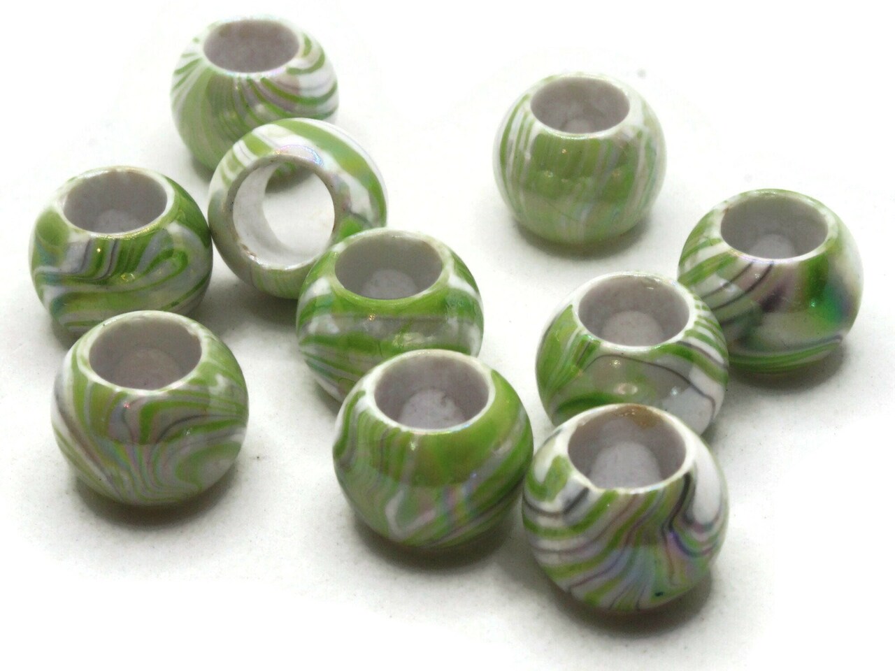 10 17mm Large Hole Macrame Green Marbleized Round Plastic Beads